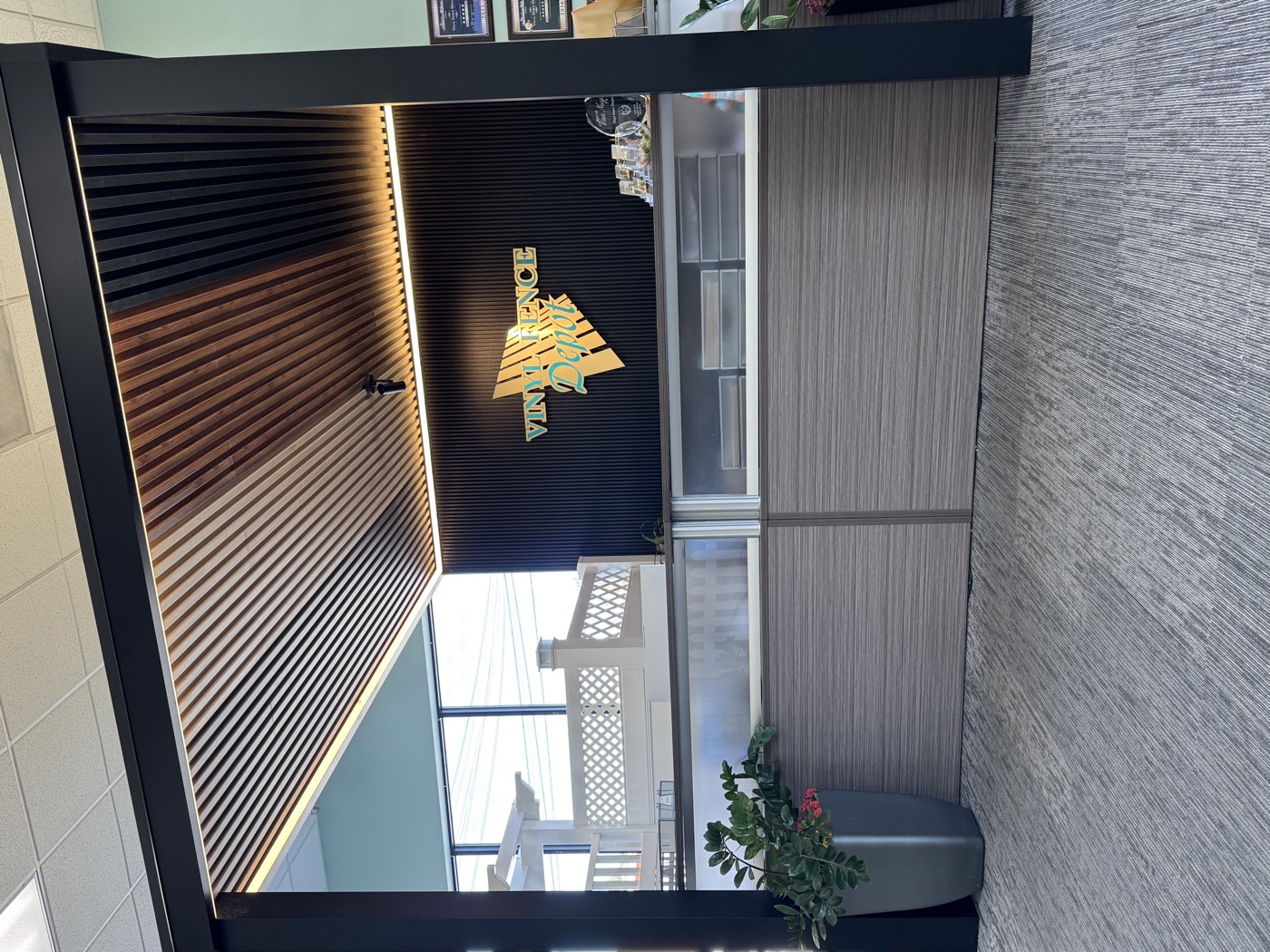 Reception desk